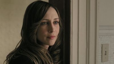 orphantrailer05.jpg