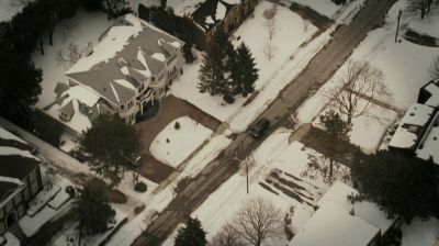 orphantrailer16.jpg