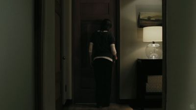 orphantrailer31.jpg
