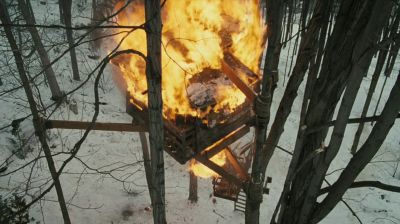 orphantrailer62.jpg