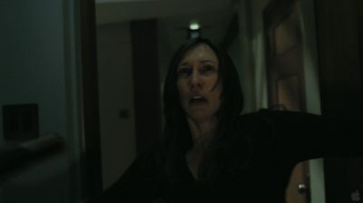 orphantrailer81.jpg